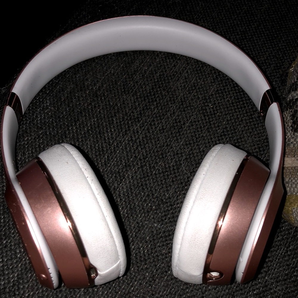 Rose Gold Beats by Dre
